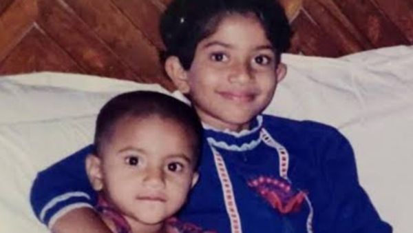 तस्वीर में दिख रही ये बड़ी बच्ची है डॉक्टर, फिल्मों में नाम कमा लोगों को बनाया दीवाना, अब सीता बनने को है तैयार