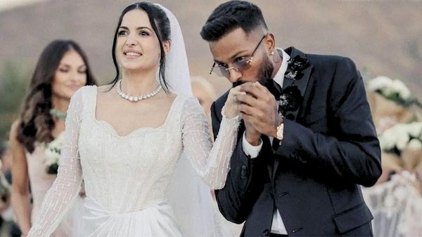 Hardik Pandya से तलाक लेने वाली हैं Natasa Stankovic! लेटेस्ट वीडियो देख फैन्स को लगा झटका...