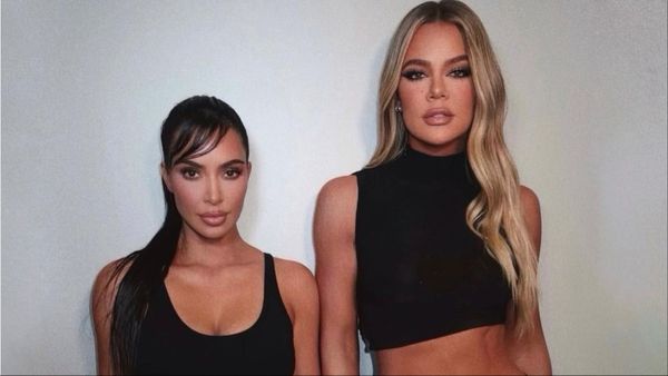 Kim Khloe Kardashian पर चढ़ा ऐसा देसी रंग, महंगी गाड़ी छोड़ ऑटो में निकलीं घूमने, मुंबई की बारिश में भी भीगीं