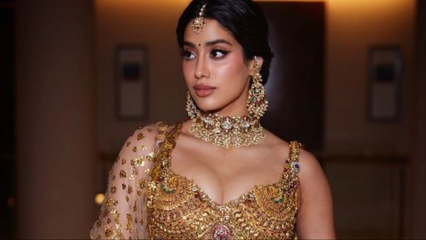 Janhvi Kapoor ने आखिर क्यों कहा- 'मुझे शर्म आनी चाहिए', हॉस्पिटल से डिस्चार्ज होते ही एक्ट्रेस का वीडियो वायरल