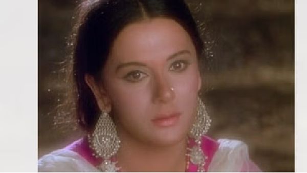 डायरेक्टर संग बिना शादी लिव इन में रहीं ये हसीना, बेटों ने उतार दिया मौत के घाट