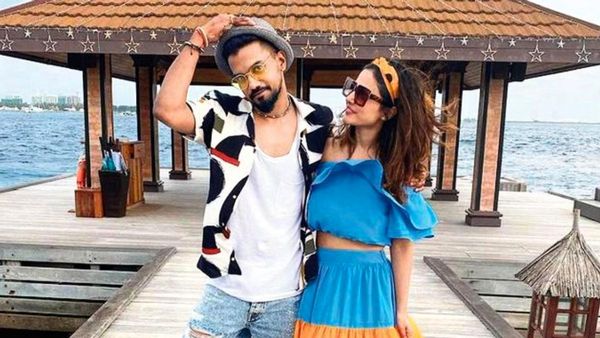 कैंसर से जूझ रही हिना खान बॉयफ्रेंड साथ गई शॉपिंग पर,मुसीबत में रॉकी को अपने साथ देख बोलीं- तुम मेरी...