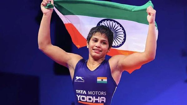 रेसलर Antim Panghal पेरिस में हुईं गिरफ्तार? बहन ने किया था ये गैरकानूनी काम, भाई ने भी नशे में..