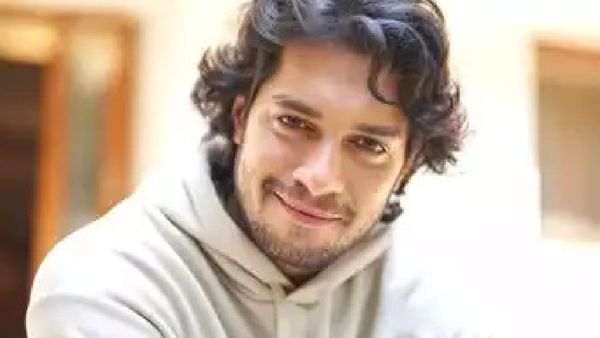 जुनैद खान ने फिल्म शूटिंग और रिहर्सल में बनाया बैलेंस, 1 सितंबर को NCPA में होगा धमाका!