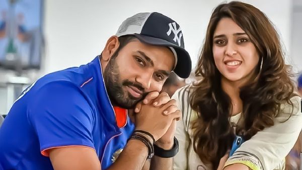 फिर पापा बनने वाले हैं रोहित शर्मा? वायरल वीडियो में दिखा रितिका सजदेह का बेबी बंप! Video