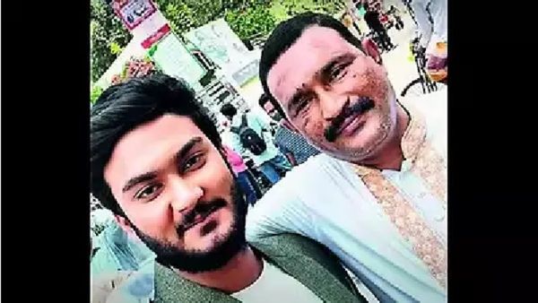 बांग्लादेश में भीड़ ने हिंदू सिंगर का घर फूंका… एक्टर शान्तो खान की पीट-पीटकर हत्या