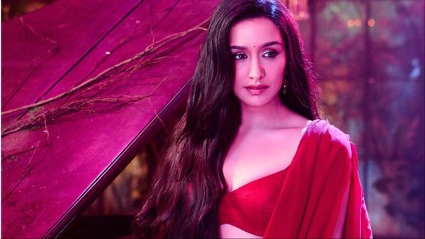 Shraddha Kapoor के फैन के साथ बाउंसर ने की बदतमीजी, हाथ पकड़कर मारा धक्का और फिर एक्ट्रेस के लिए...