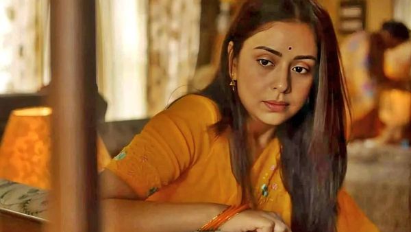 'मेकर्स ने चालाकी से करवाए इंटिमेट सीन्स..' मिर्जापुर 3 की सलोनी भाभी का छलका दुख, बोलीं, मां-बाप से..