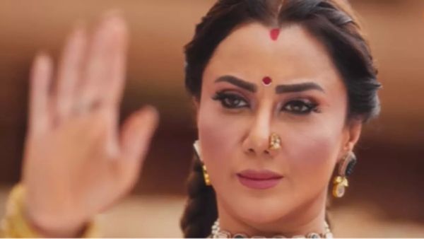 हार्ट अटैक से बड़े भाई की हुई मौत, 4 घंटे तक बेखबर रही एक्ट्रेस, सेट पर इस रुल से बंधी थी हसीना