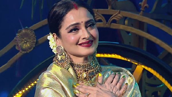 रेखा को मां ना बनने पर हुआ पछतावा? बोलीं- ये सिर्फ इत्तेफ़ाक़ था कि मैं प्रेग्नेंट...