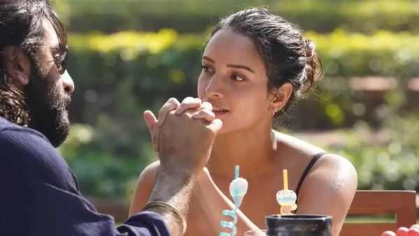 'कोई शादी नहीं करेगा..' Tripti Dimri के पैरेंट्स को सुनने पड़ते थे रिश्तेदारों के ताने, आज कमाती है करोड़ों!