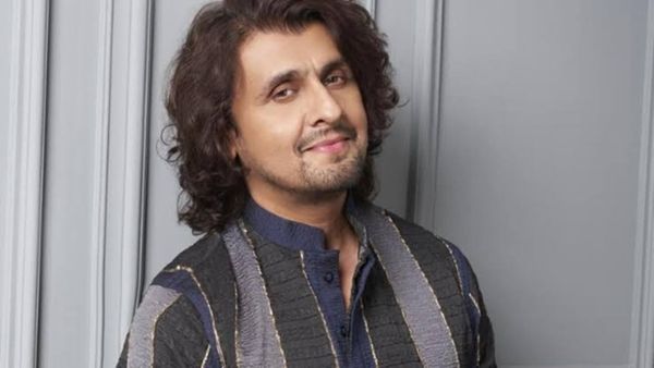 जब Sonu Nigam ने गाया 'बोले चूड़ियां', सिंगर की आवाज़ सुन लोग बोले- इनको फीमेल सिंगर की जरूरत नहीं...