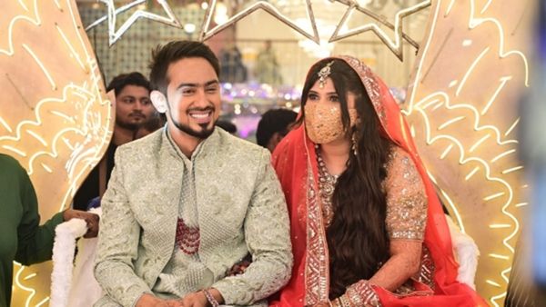 Adnaan Shaikh की पत्नी का चेहरा हुआ रिवील, ऐसी दिखती हैं आयशा शेख, तस्वीरें हुईं वायरल