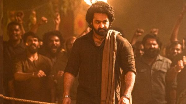 Devara BO Day 5: Jr. NTR की देवरा पार्ट-1 ने 5वें दिन तोड़ा RRR का रिकॉर्ड, की इतने करोड़ की अंधाधुंध कमाई