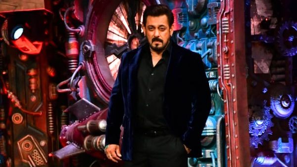 BIGG BOSS 18 के इस कंटेस्टेंट ने दी सलमान खान को सलाह, बोले- अंडरवर्ल्ड से जितना दूर रहो उतना अच्छा है...