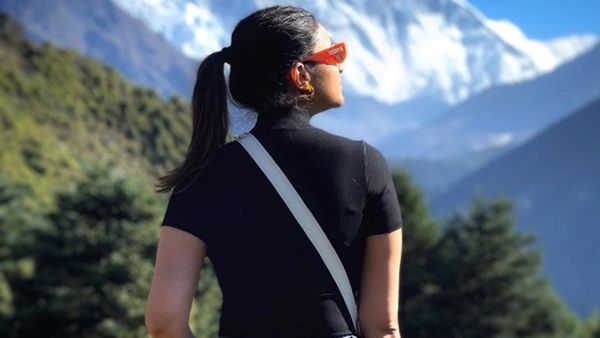 13 सालो में दी एक हिट, नेता से रचाई शादी, एक्टिंग छोड़ सिंगिंग में आजमाया हाथ,अब यूट्यूब व्लॉगर बनी ये एक्ट्रेस
