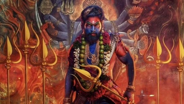 Pushpa 2 की रिलीज़ से पहले हुआ बड़ा विवाद, फ़िल्म को बैन करने की उठी मांग, जानें क्या है पूरा मामला?