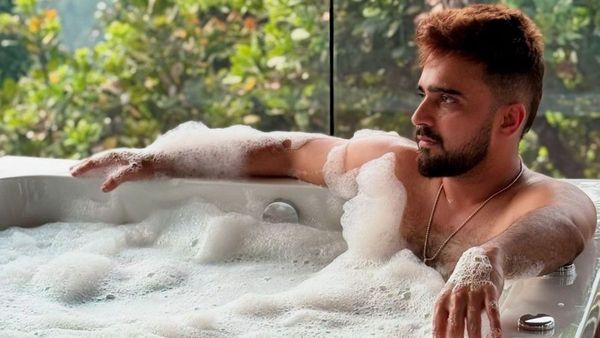 राखी सावंत के एक्स हसबैंड आदिल खान दुर्रानी ने शेयर कीं बाथरूम PHOTOS, तस्वीरें देख पत्नी के उड़े होश