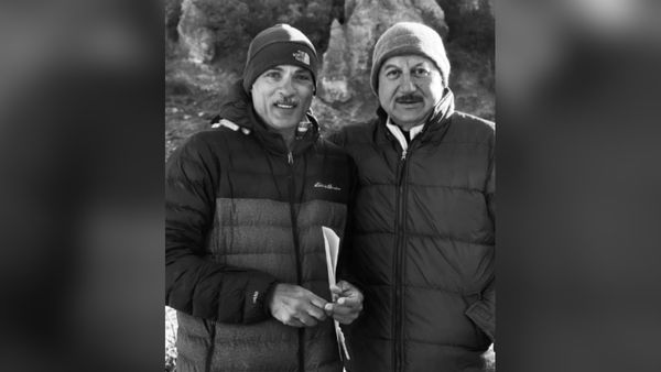 ’अनुपम खेर जैसा कोई नहीं..’ सूरज बड़जात्या ने 40 वर्षों का जश्न मनाते हुए एक्टर को लिखा ख़त!