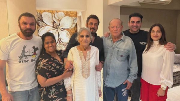 सोहेल खान ने पोस्ट की फैमिली फोटो, सलमान, अरबाज और सलीम संग नजर आया पूरा परिवार!