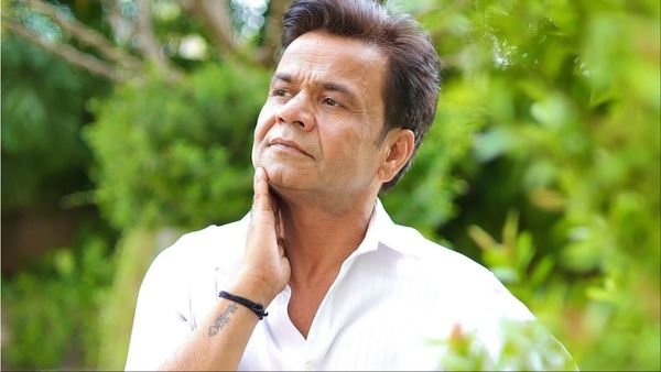 Rajpal Yadav का कॉन्ट्रोवर्शियल वीडियो आया सामने, रिपोर्टर के सवाल पूछने पर छीना कैमरा और फिर...