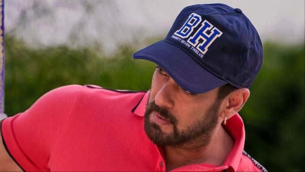 10 दिन के अंदर Salman Khan को मिली चौथी बार जान से मारने की धमकी, मैसेज में लिखा- 'एक महीने के अंदर ही...'