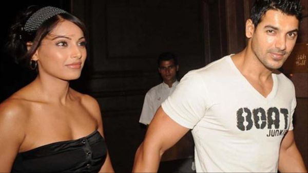 एक ट्वीट जिसने John Abraham और Bipasha Basu के रिश्ते को लगा दी थी आग, एक झटके में खत्म हुआ रिश्ता!