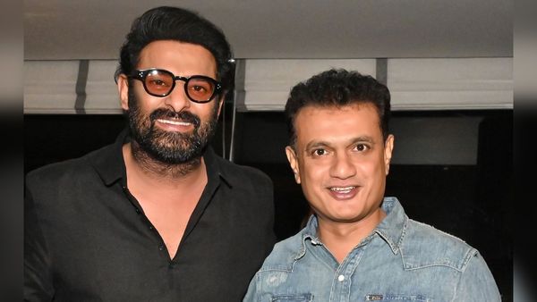 प्रभास तीन बड़ी फिल्मों के लिए तैयार, होम्बले फिल्म्स का साथ बड़े पर्दे पर होगा धमाका!
