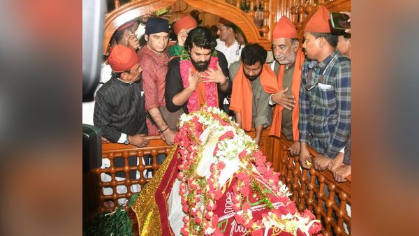 Ram Charan ने अमीन पीर की दरगाह पर दी हाजिरी, पूरा किया ए.आर. रहमान से किया वादा