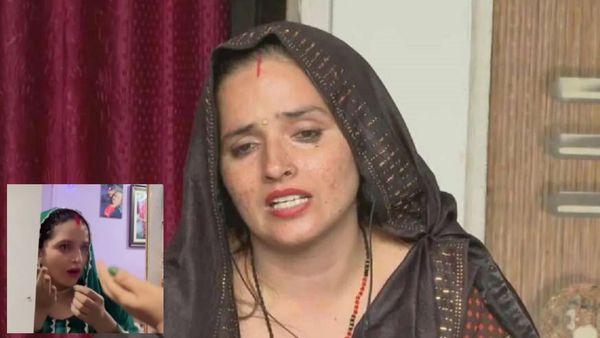 आंख में लेंस लगा रही थी Seema Haider, हुआ कुछ ऐसा कि निकल गई चीख, Video Viral!