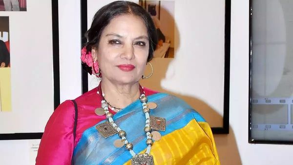 Shabana Azmi ने सिनेमा में पूरे किए 50, 46वें फेस्टिवल में ऐसे किया गया सम्मानित!