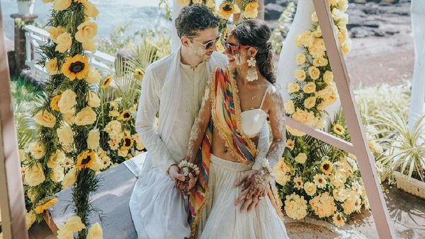 16 महीने में एक्ट्रेस की दूसरी शादी, शेयर की हल्दी फंक्शन की तस्वीरें