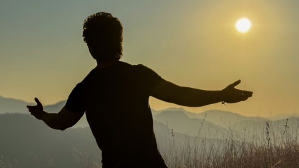 पिता के इलाज के लिए बेची कार, जब ये एक्टर हुआ था ठगी का शिकार, सुनाई आपबीती