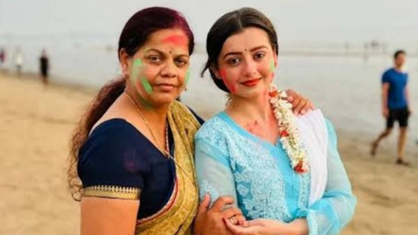 'बेटी का बॉयफ्रेंड ढूंढने पर दूंगी 21 लाख...' Chahat Pandey की मां का बिग बॉस को ओपन चैलेंज