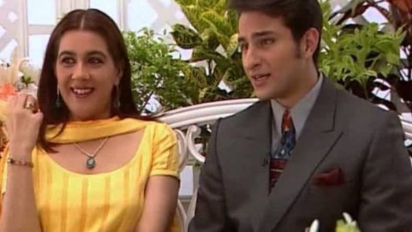 Amrita Singh ने गाया गाना तो Saif Ali Khan ने बिना सोचे समझे कर दिया एक्स-वाइफ को KISS! Video Viral