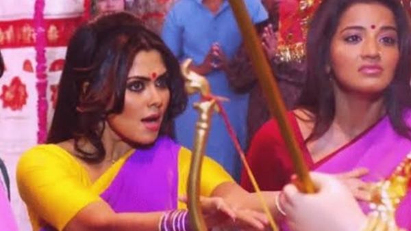 जब मनोज तिवारी के कहने पर इस भोजपुरी एक्ट्रेस को फिल्म से कर दिया था रातों-रात बाहर, बोलीं- अच्छा नहीं किया...