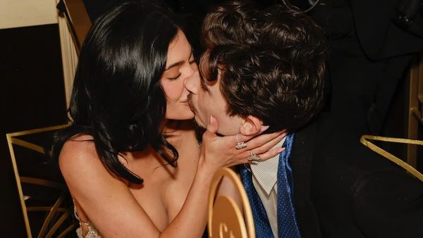 दो बार बिन ब्याही मां बन चुकी है ये 27 साल की एक्ट्रेस, अब 26 करोड़ की नोक पर नए BF के साथ कर रही ये काम