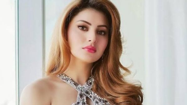 Urvashi Rautela के नाम पर बना हुआ है मंदिर, लोग करते हैं एक्ट्रेस की पूजा, लोग बोले- भगवान को तो छोड़ दो..