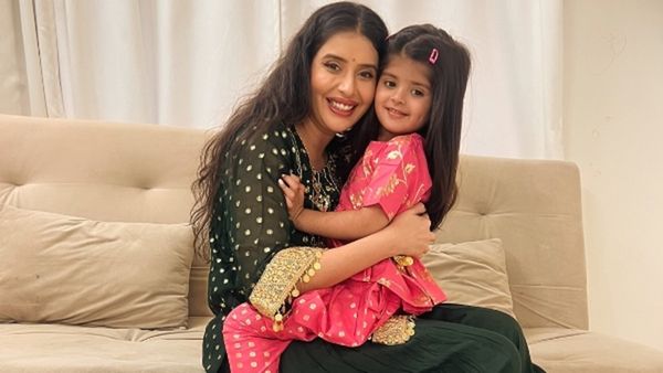 चारु असोपा ने लोन पर लिया नया घर, फाइनल हुई रजिस्ट्री, जानें कैसे चुकाएंगी कर्ज?