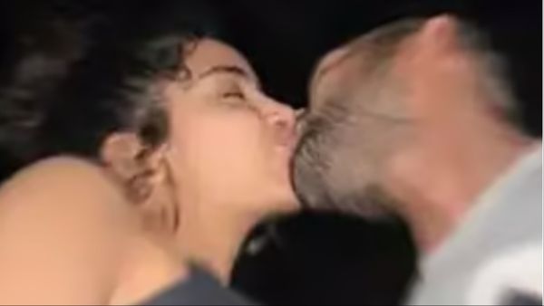 अनुपमा ने को-एक्टर को जी-भरकर किया किस, फोटो सामने आते ही सोशल मीडिया पर मच गया बवाल