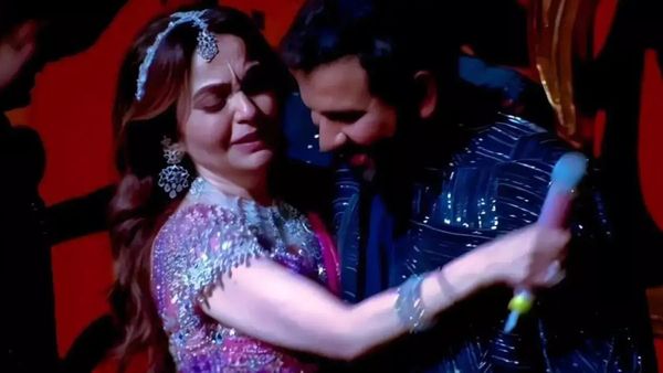 रोहित शर्मा और नीता अंबानी के Deepfake Video ने काटा बवाल, सरेआम किया Kiss, एआई पर भड़के लोग!