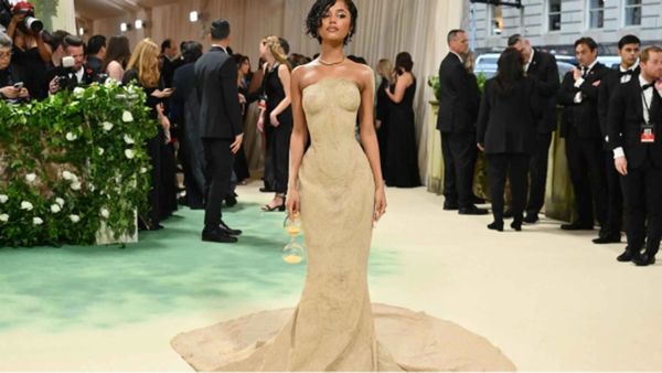 Met Gala 2025 Rules: लहसुन-प्याज है बैन, पति पत्नी नहीं दिख सकते साथ.. छठा रूल तो कर देगा होश फाख्ता