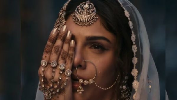 फ्लॉप एक्ट्रेस आज तक नहीं दे पाई एक भी हिट, फिर रचाई 53000 करोड़ के बिजनेसमैन से रचाई शादी