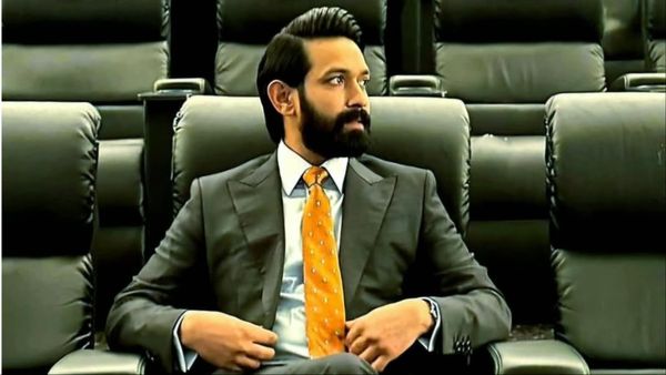 Ahmedabad Plane Crash में विक्रांत मैसी के इस करीबी रिश्तेदार की हुई मौत, एक्टर के घर पसरा मातम!