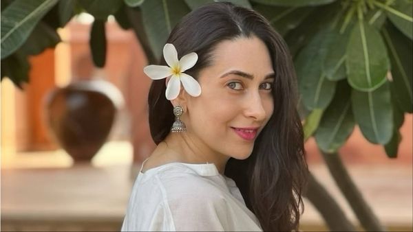 एक्ट्रेस बनने के चक्कर में Karisma Kapoor ने छोड़ी पढ़ाई, 10वीं भी नहीं की पास, इस क्लास के बाद ऊबा मन!