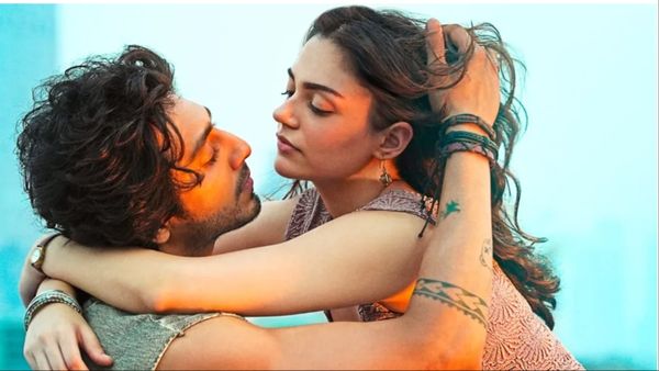 Saiyaara Cast Fees: पहली फिल्म से चमकी अहान-अनीत की किस्मत, मेकर्स से वसूले इतने करोड़ रुपए