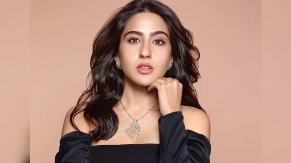 सारा अली खान के साथ सेलिब्रेट करिए वर्ल्ड इमोजी डे, आपका फेवरेट इमोजी बताएगा आपका शॉवर स्टाइल