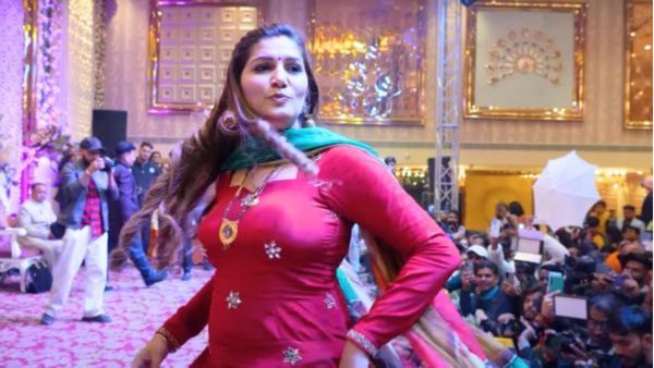Haryanvi Song: आज तक नहीं देखा होगा सपना चौधरी का ऐसा डांस, लटके-झटके देख लोगों ने जमकर लुटाए पैसे