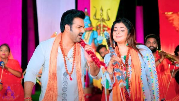 Bhojpuri Video: पवन सिंह का भोजपुरी गाना 'गेरुआ ओढ़निया' ने मचाई धूम, वायरल हुआ सावन का स्पेशल गाना