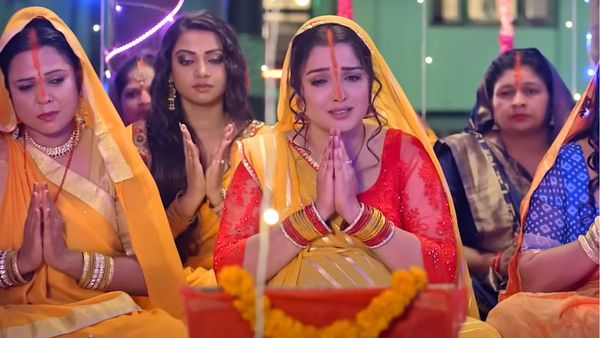 Hariyali Teej Geet 2025: आम्रपाली दुबे के इस गाने के बिना अधूरी रहेगी हरियाली तीज, सुनें ये सुपरहिट सॉन्ग